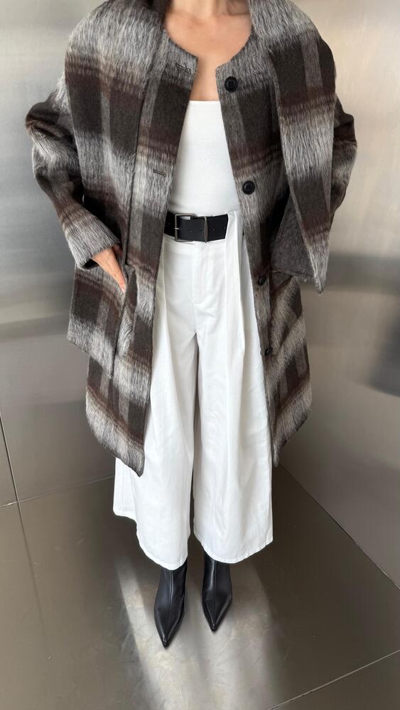 Big Checkered Scarf Coat