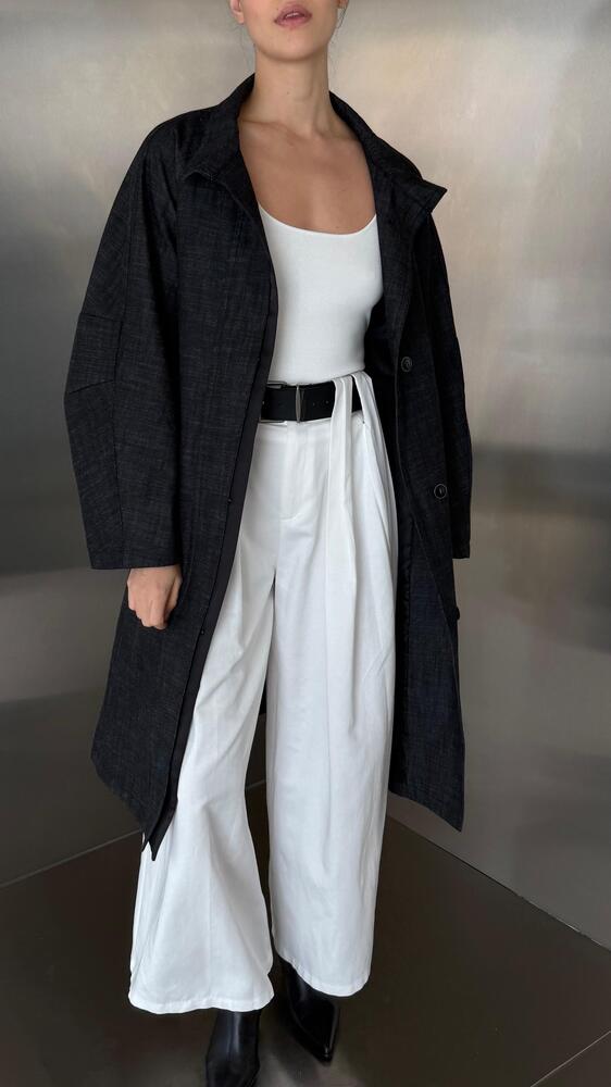 Pleated Trousers w/ Belt