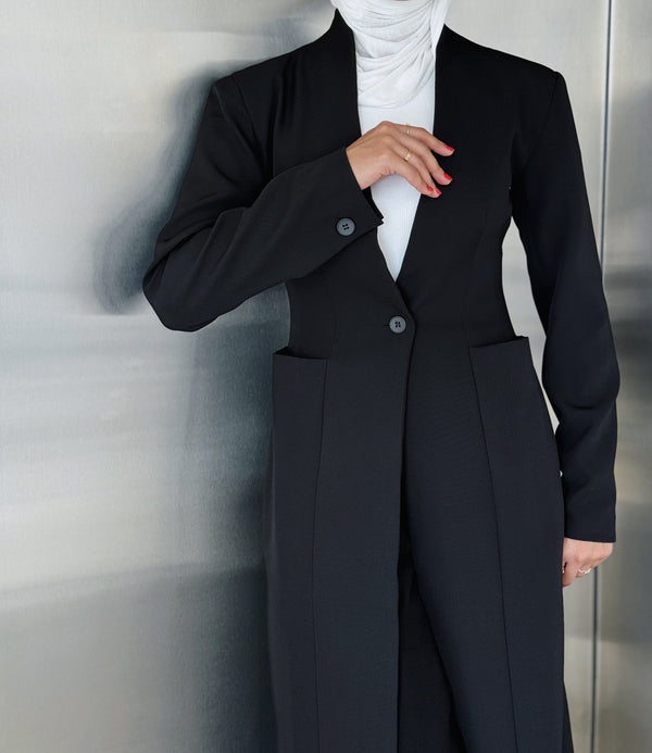 V-neckline Collarless Long Blazer