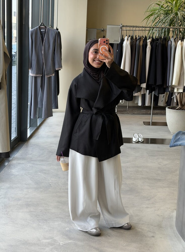 Gigantic Collar Belted Jacket