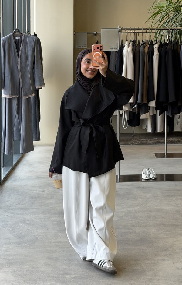 Gigantic Collar Belted Jacket