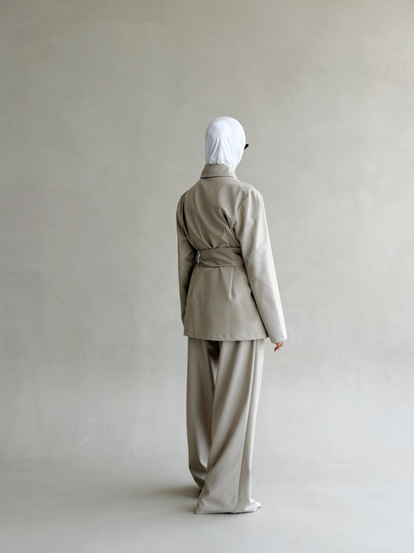 Shoulder Cloaklet Blazer Set