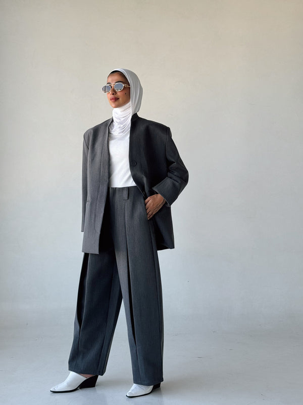 Minimalist Blazer Pants 2PC Setملابس كاملة / أطقم