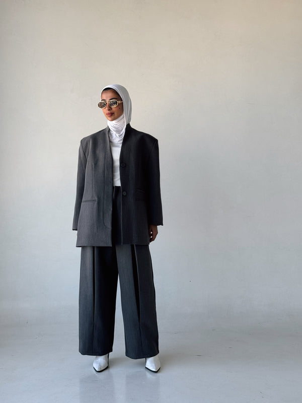 Minimalist Blazer Pants 2PC Setملابس كاملة / أطقم