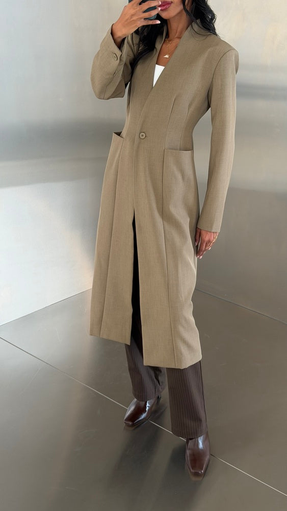 V-neckline Collarless Long Blazer