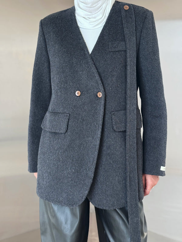 Vneck Tie Woolen Blazer