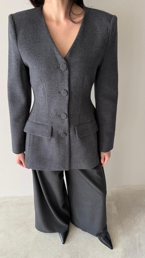 V-neck Matching Fabric Button Woolen Blazer