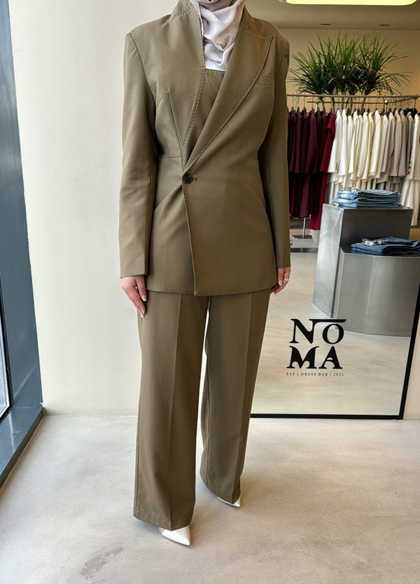 Asymmetry Line Stitch Designed 2PC Set