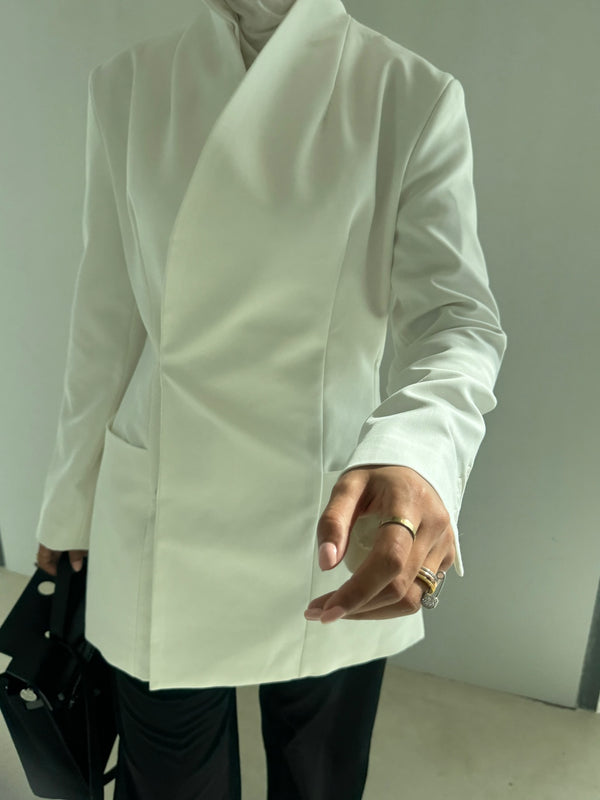 Elegant Collarless Blazer