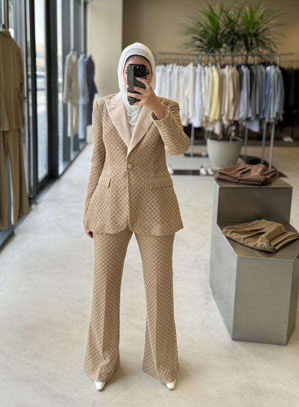 Pointed Lapel Elegant 2PC Sets