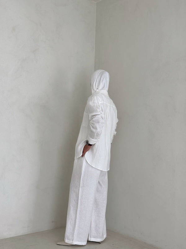 Ladies White Pocketed Top Linen Sets