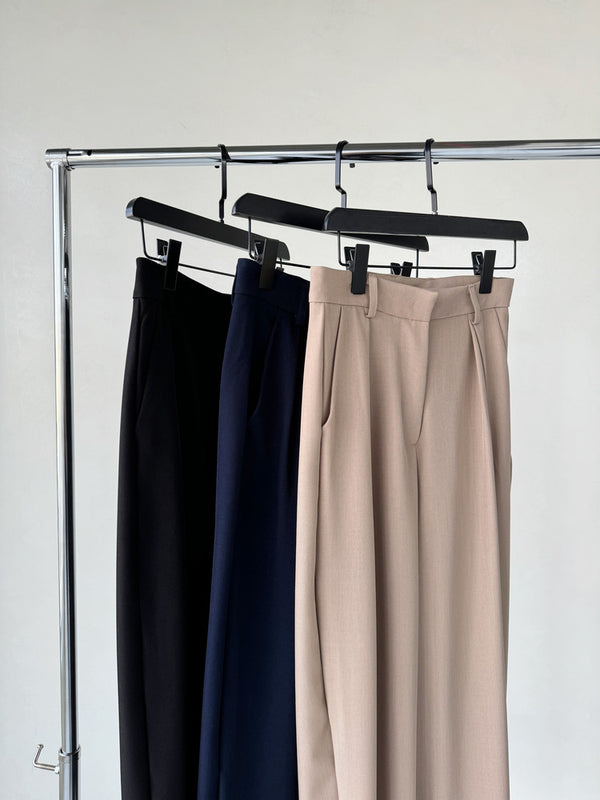 High Waist Single Pleated Trouser