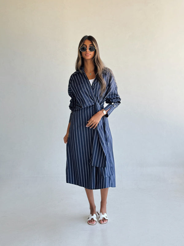 Minimalist Pleated Design Shirt بلوزة