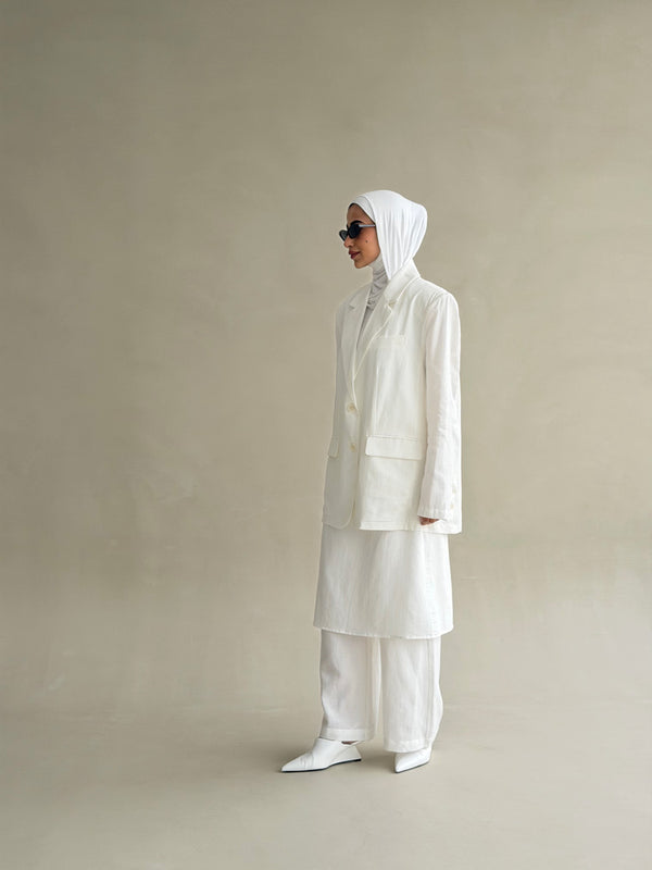 Skousers Suit