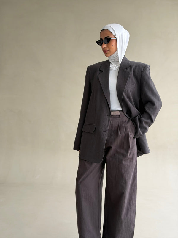 2-Button Loose Set w/ Belt