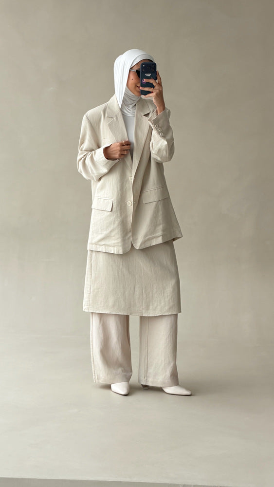 Skousers Suit