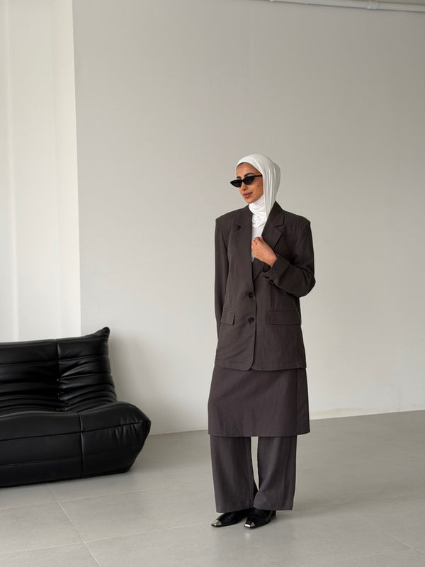 Skousers Suit