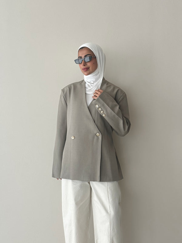 Loose Vneck Belted Blazer