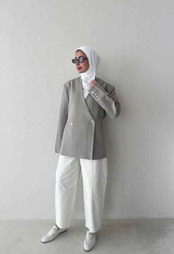 Loose Vneck Belted Blazer