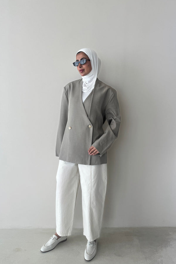 Loose Vneck Belted Blazer