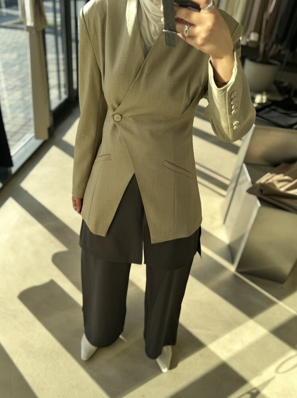Single-button Asymmetrical Blazer