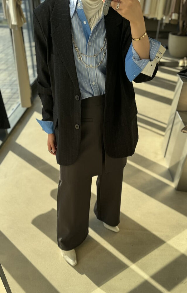 White Cuffs Loose Stripe Blazer