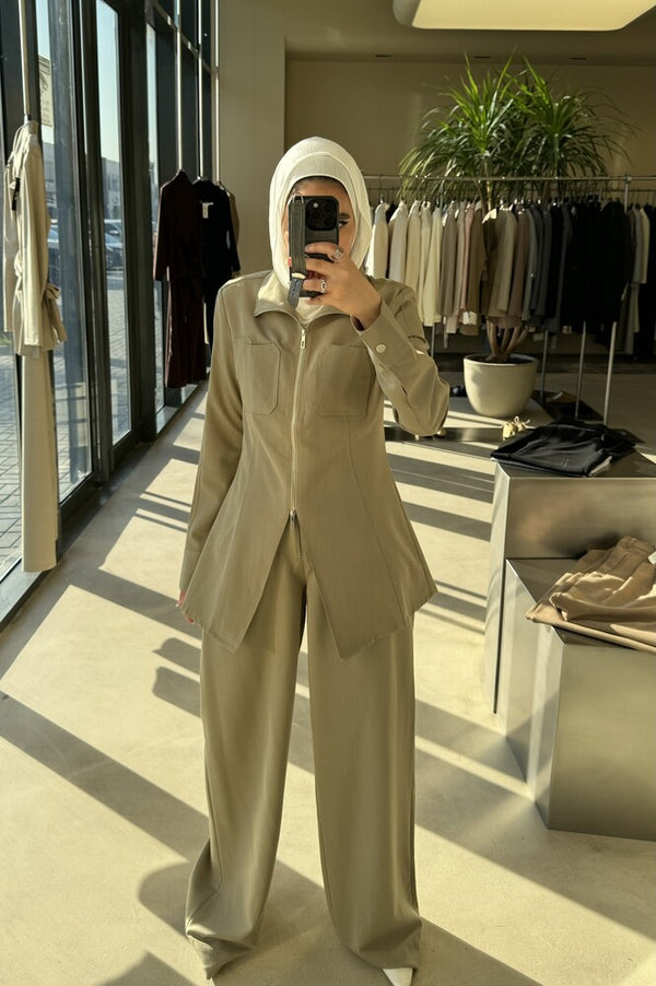 Front Slit-zip Set
