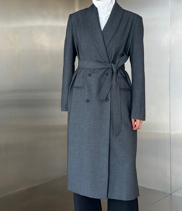 4 Buttons Tailored Fit Coat w/ Belt