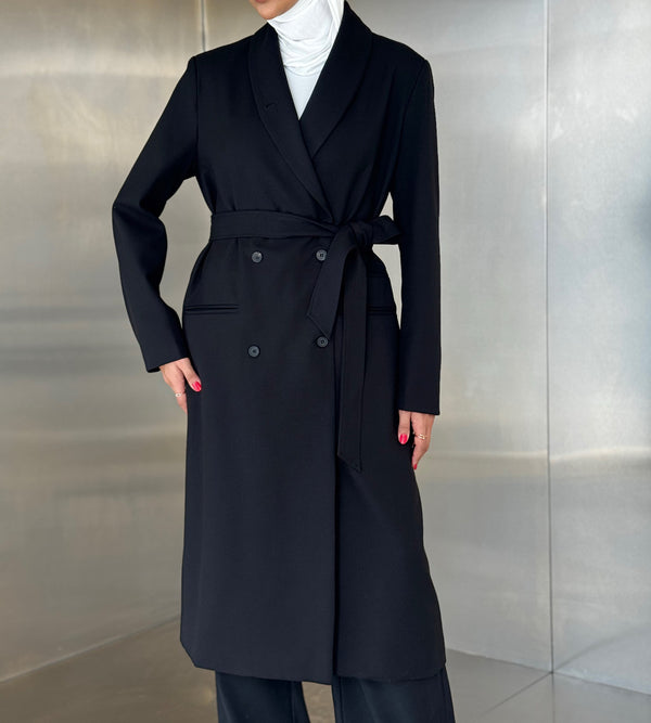 4 Buttons Tailored Fit Coat w/ Belt