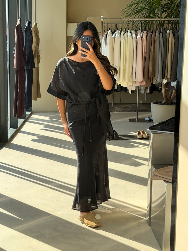 Mid-sleeve Top Skirt Set