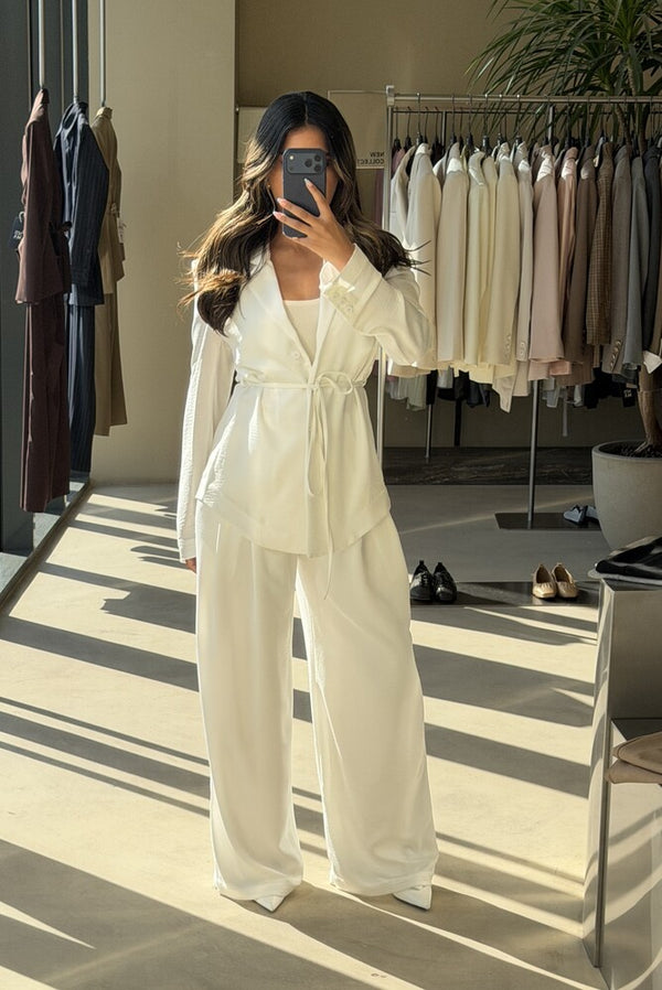 Lace-up White Set