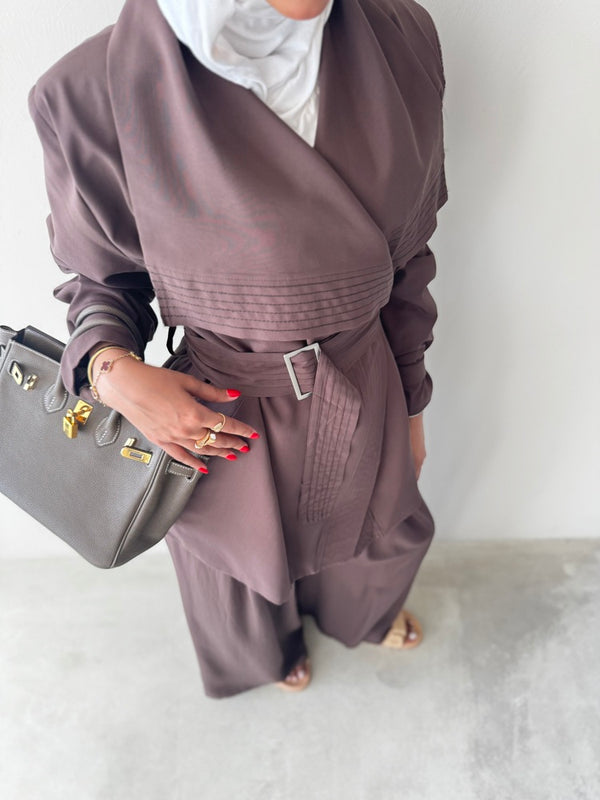 Multi-line Stitch Belted Set
