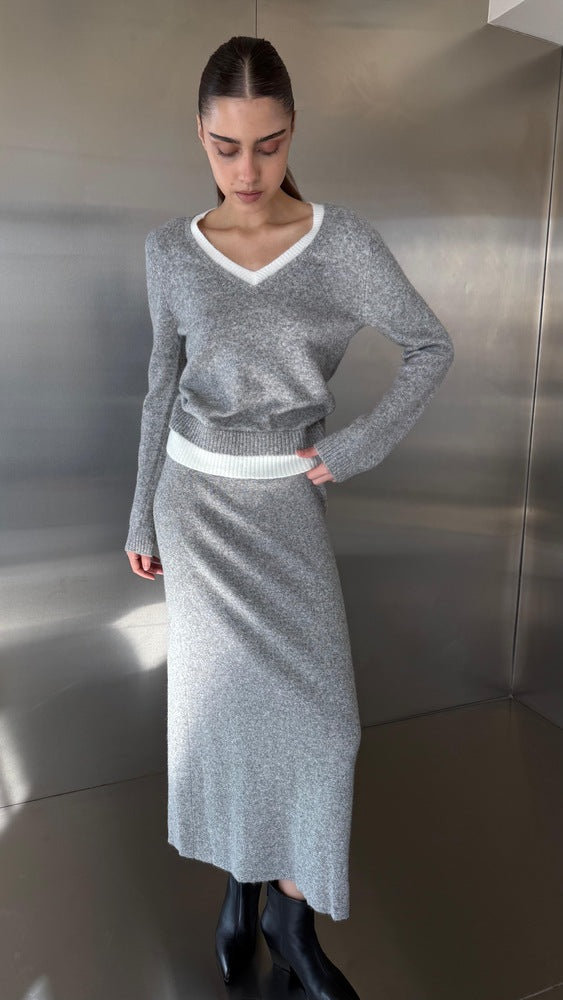 White Hem Knitted Skirt Set