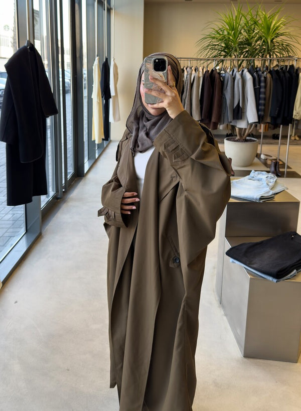 Loose-fitting Light Trench Coat