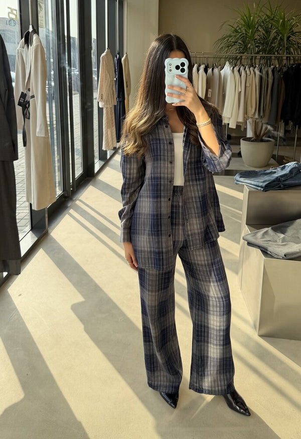 Checkered Garterized Set