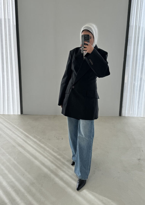 Burr One Button Blazer