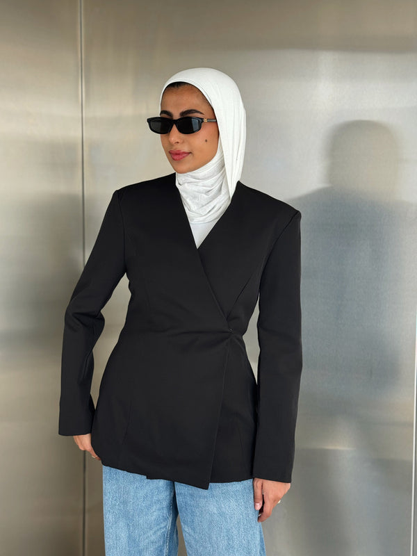 Snap Buttoned Belted V-neck Blazer