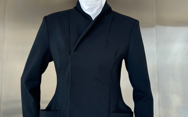 3 Buttons Pocketed Long Blazer