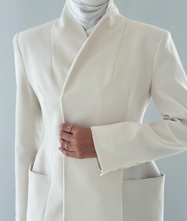 2 Pocket Collarless Blazer