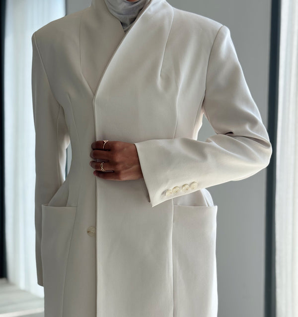 3 Buttons Pocketed Long Blazer