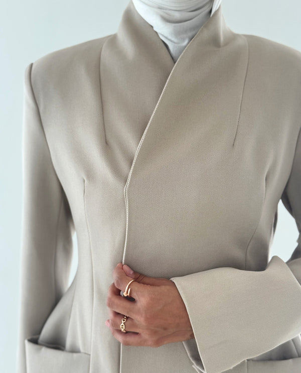 2 Pocket Collarless Blazer