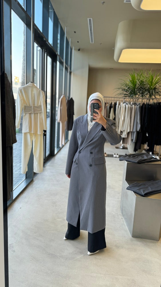 Brief Vintage Long Blazerالسترات الخارجية / البليزرات الطويلةX