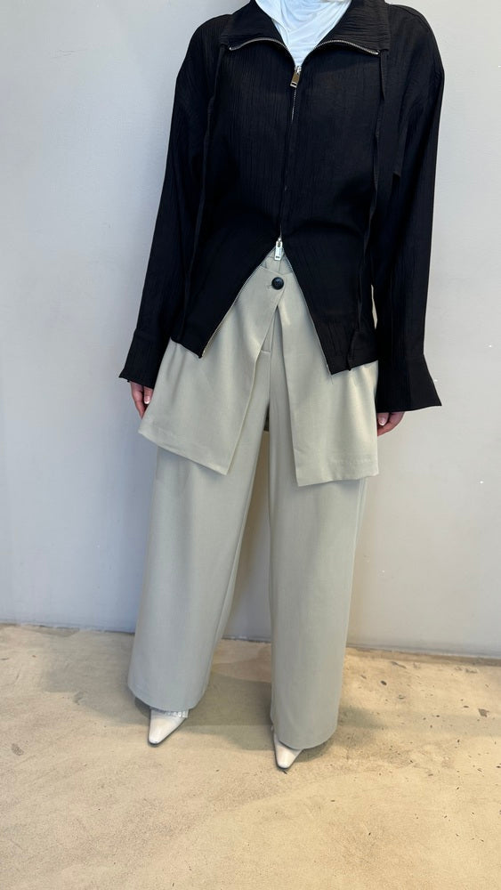 Collar Laced Zip Top