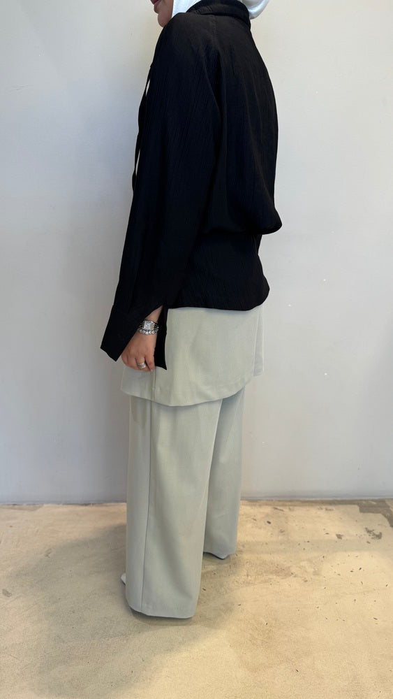 Collar Laced Zip Top