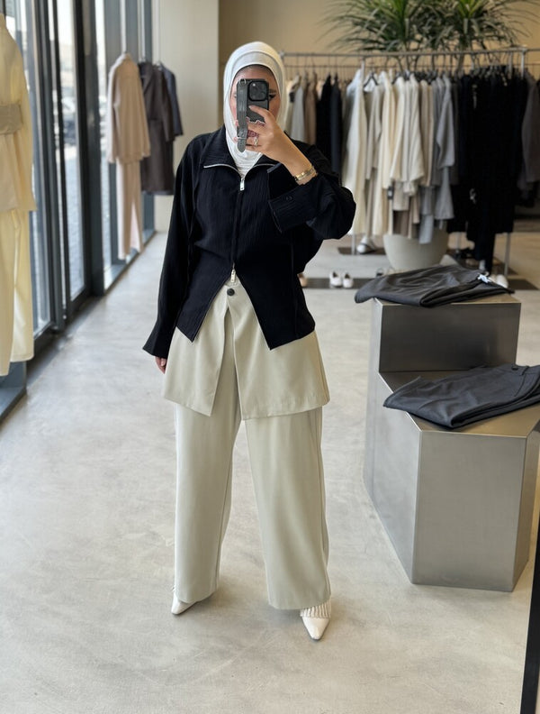 2-in-1 Irremovable Skirt Pants Set