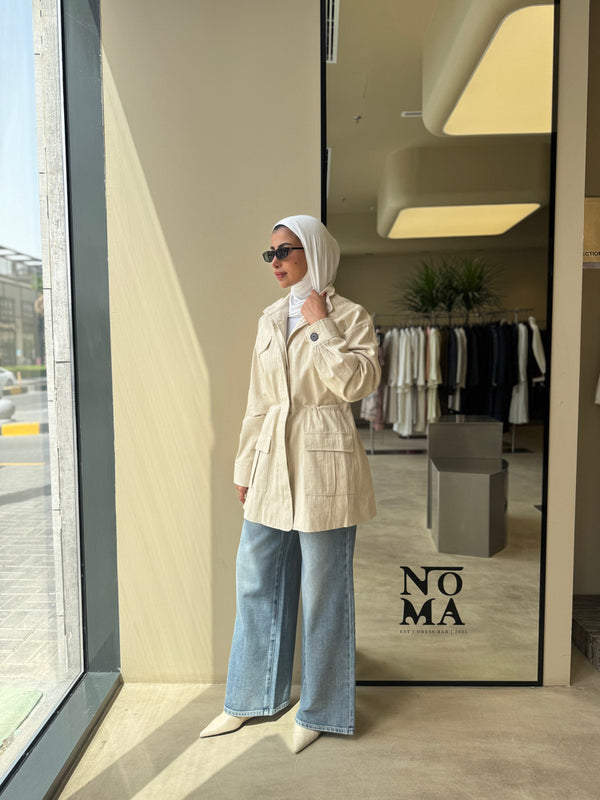 Big Button Stand Collar Top