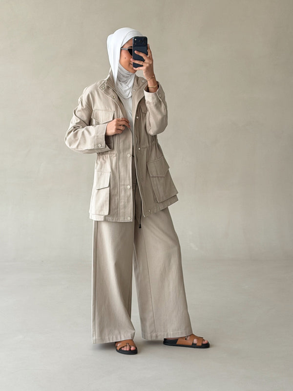 Monochromatic Utility Set