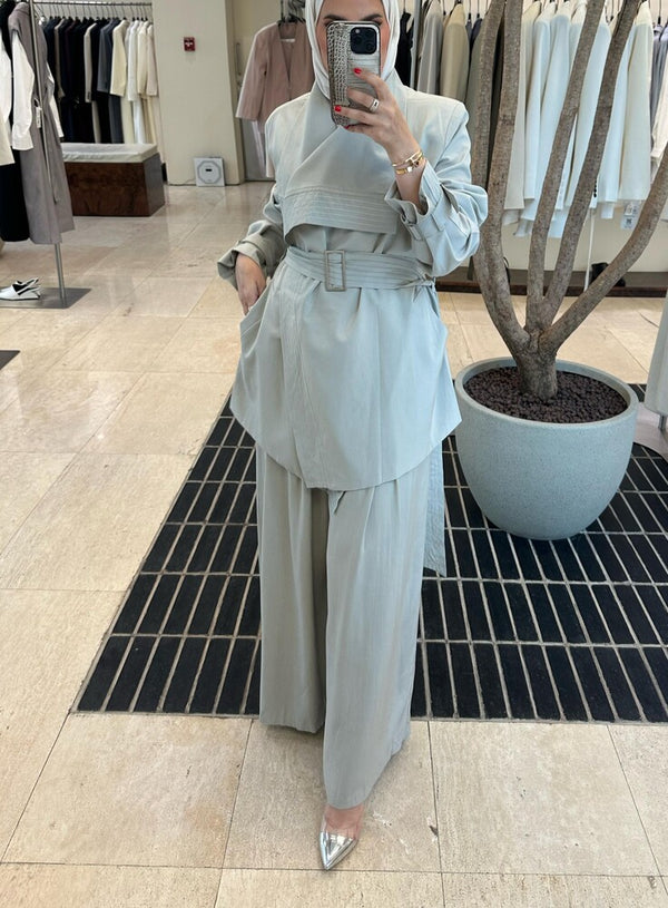 Multi-line Stitch Belted Set