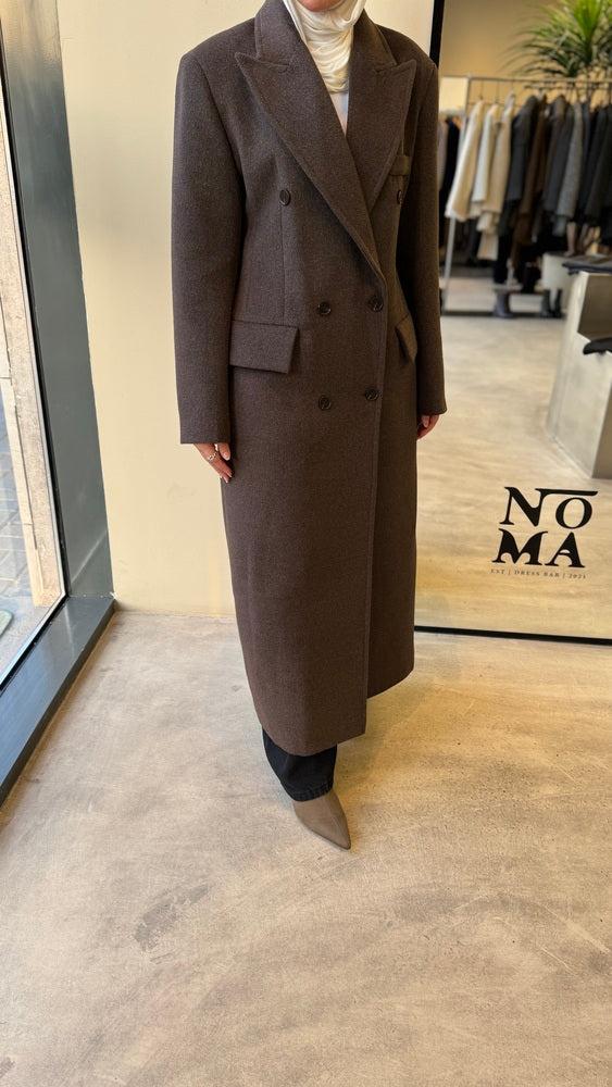 6 Buttons Pointed Lapel Coat