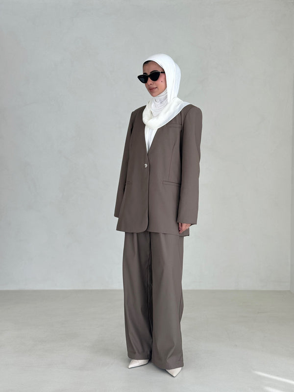 Women's 2PC Set w/ White Mesh Scarf